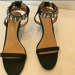 Badgley Mischka  Gem Ankle Sandals